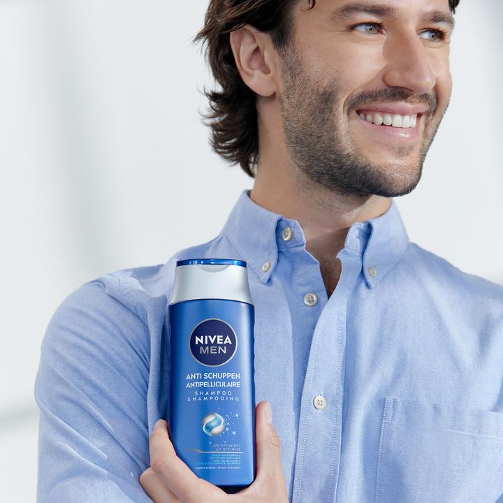 Actual product image Nivea Men Anti-Schuppen pH-Optimal Shampoo Trio (750 ml, Liquid shampoo)