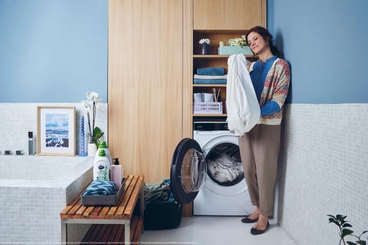 Actual product image Candy BS 412B8-S (12 kg, Left)