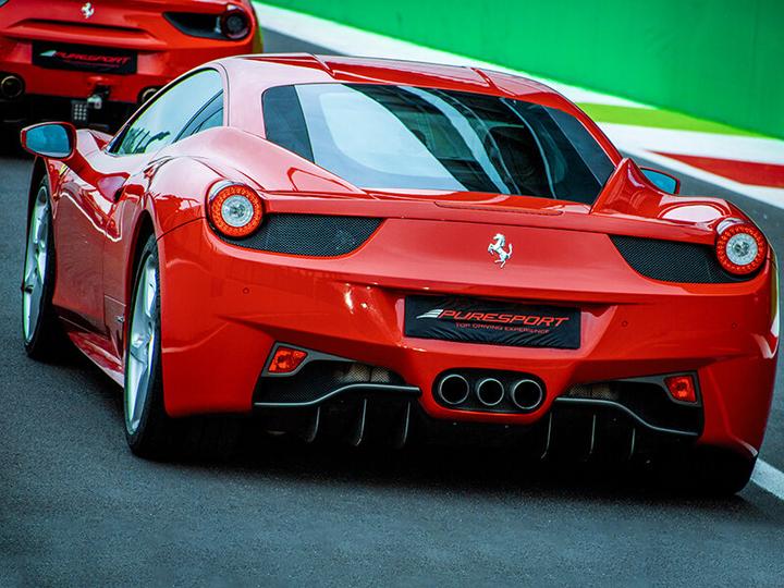 Image du produit Smartbox Séance de pilotage au volant d'une Ferrari F458 Italia sur le circuit de Monza (1 pers.)