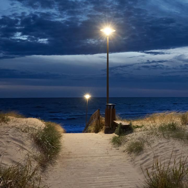 Produktbild Luxula LED-Strassenleuchte LX800112, rund, 120W, 12000lm, 3000K, IP65 (IP65)