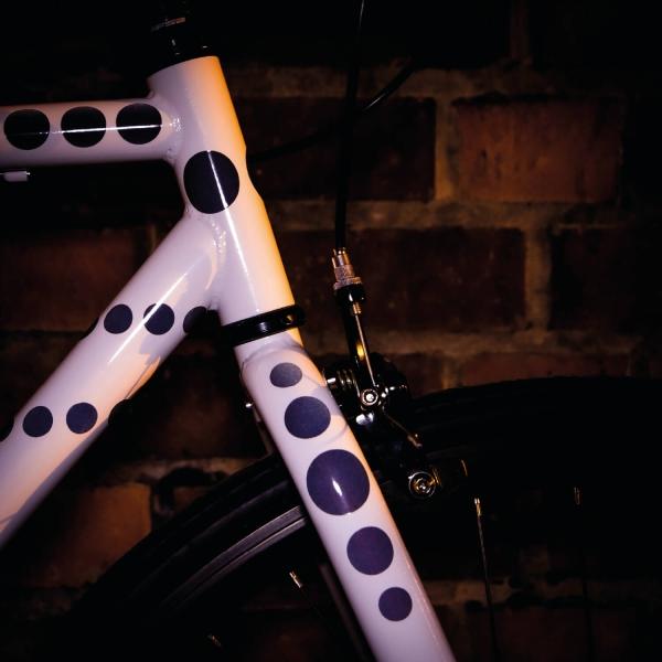 Produktbild Farbviereck Reflektierende Kreise schwarz Motive Aufkleber / Sticker (32 Sticker)