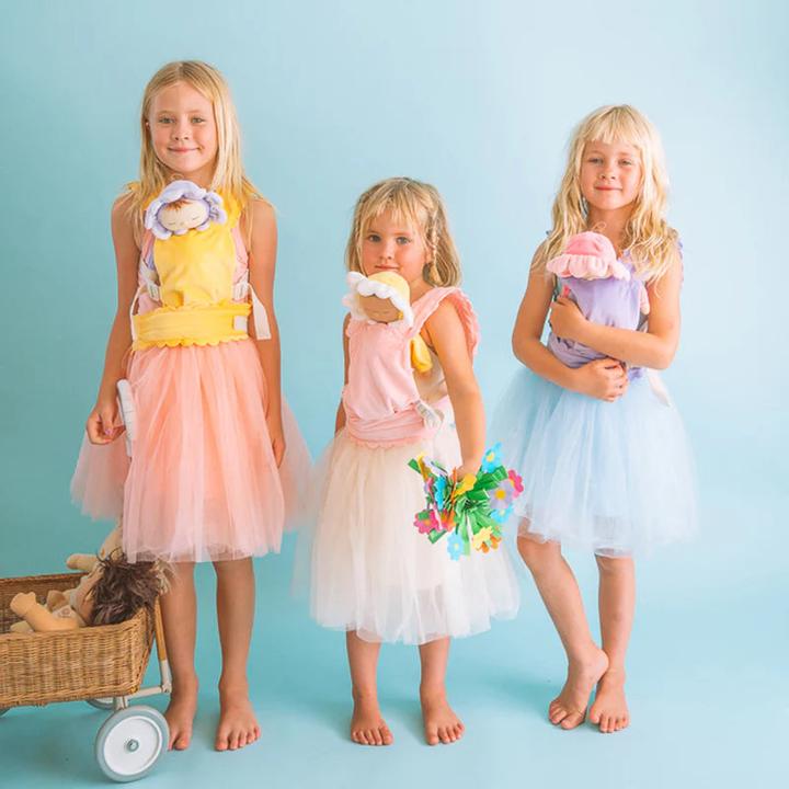 Actual product image Olli Ella Dinkum Doll Petal Trage Lavender