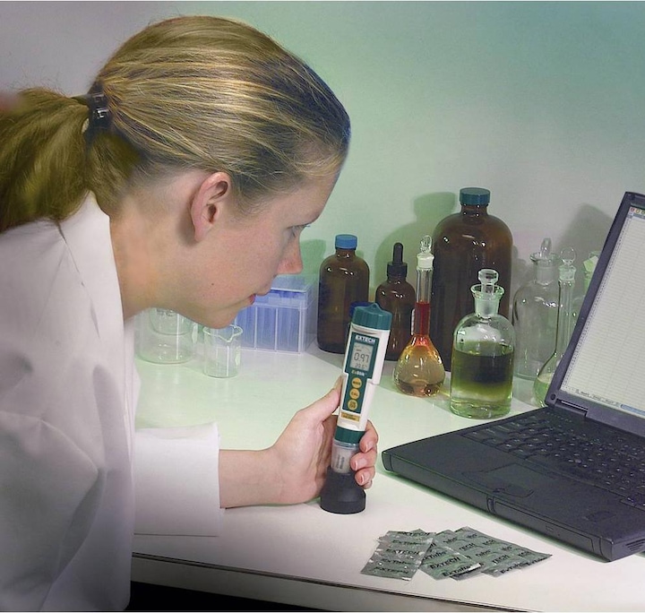 Actual product image Extech Ph100