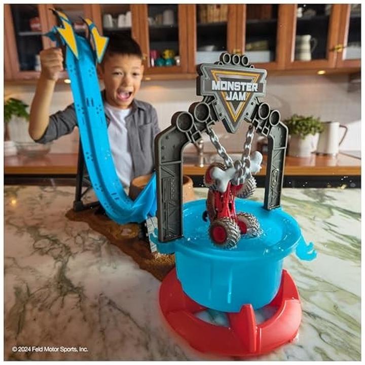 Actual product image Monster Jam Mud Blasters Monster Mutt Dalmatian Dunk Tank