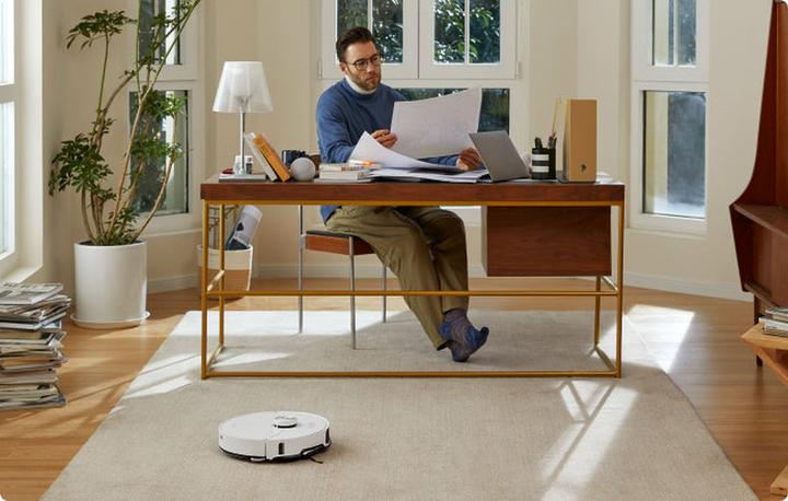 Image du produit Roborock S8 MaxV Ultra avec raccordement fixe à l'eau (10000 Pa, Tampon d'essuyage (vibrant))