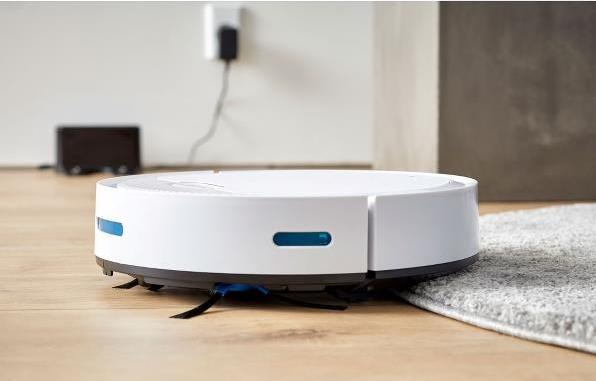 Actual product image F&H Group Nordic Sense - Robot vacuum cleaner with charging station - White (24638)