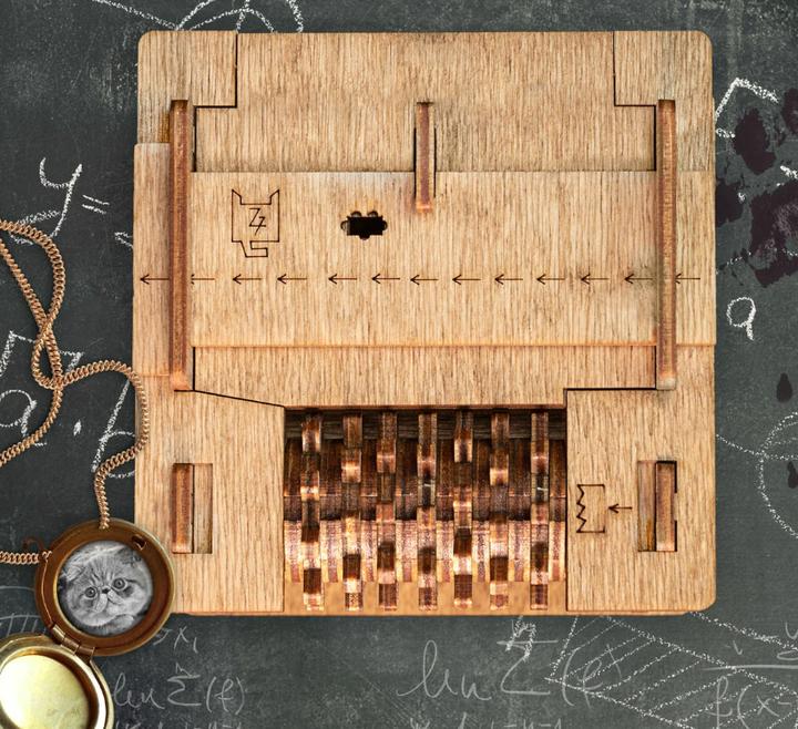 Actual product image iDventure Cluebox - Schrödinger's cat (English, French, German, 1 Players)