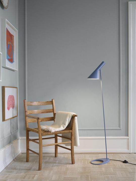 Actual product image Louis Poulsen AJ floor lamp Dusty Blue (E27)