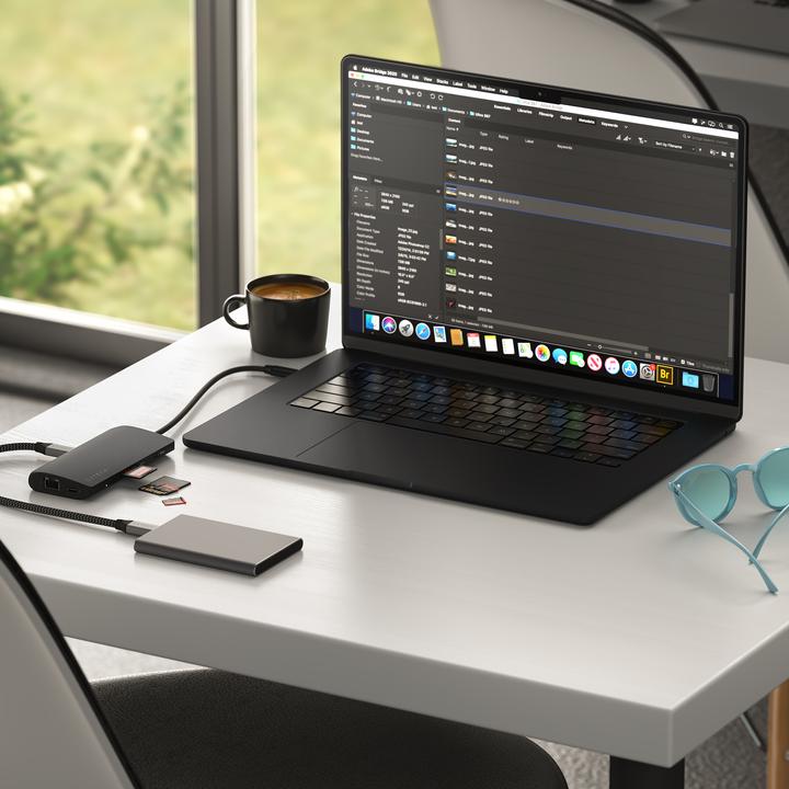 Image du produit Satechi USB- C multiport 8k avec Ethernet (USB-C, 8 Ports)