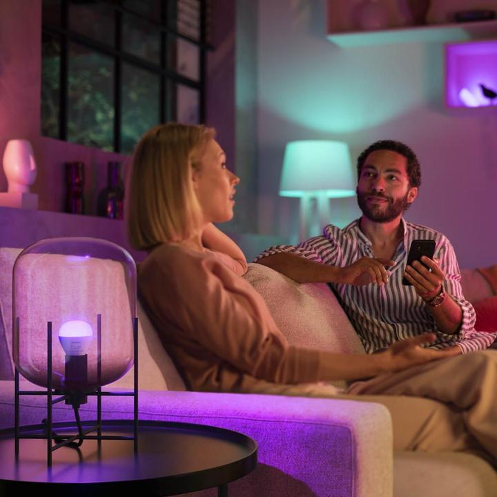 Image du produit Philips Hue Lustre White & Color Ambiance (E14, 5.10 W, 470 lm, 1 x, F)
