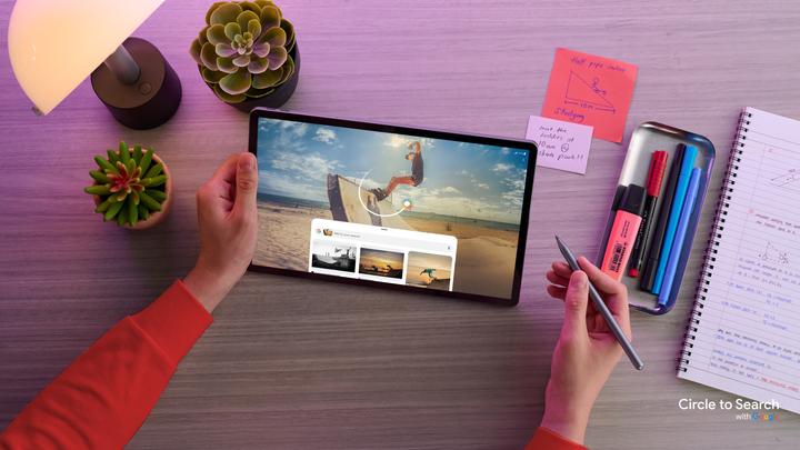 Immagine prodotto Lenovo Idea Tab Pro (Solo WiFi, 12.70", 256 GB, Grigio Luna)