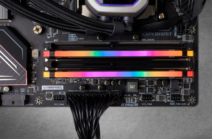 Actual product image Corsair Vengeance RGB Pro (2 x 16GB, 0.00 MHz, DDR4-RAM, DIMM)
