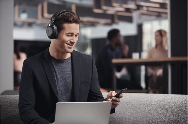Actual product image Jabra Evolve2 85 (Wireless, USB-C)