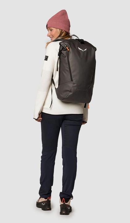 Actual product image Salewa Fanes Engineered Merino Logo Sweater Da (40, 46)