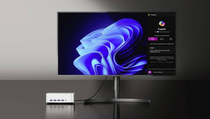 Actual product image Geekom Mini PC A8 Max () AMD Ryzen 7 8845HS 32 GB RAM 1 TB SSD AMD Radeon™ (1000 GB, 32 GB, AMD Ryzen 7 8845HS, Radeon 780M)