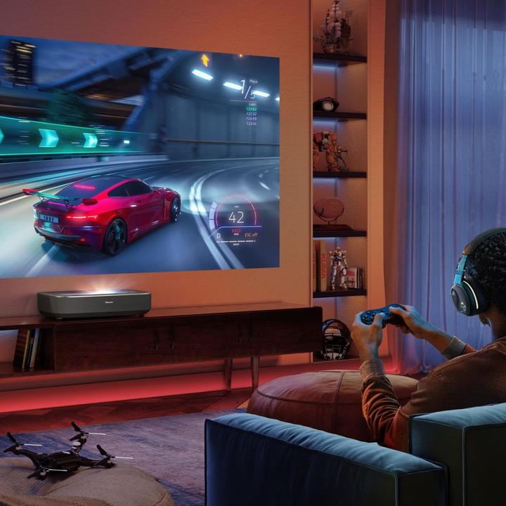 Produktbild Hisense Laser TV PL2 80"-150" (4K, 2700 lm, 0.22	:1)