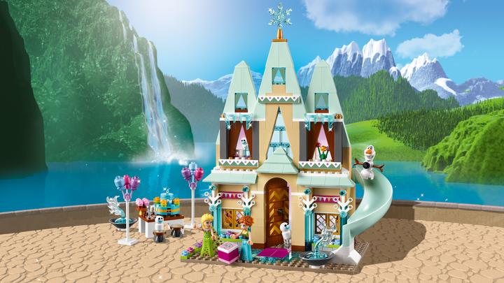 Immagine prodotto LEGO Celebrazione del castello di Arendelle (41068, LEGO Disney)