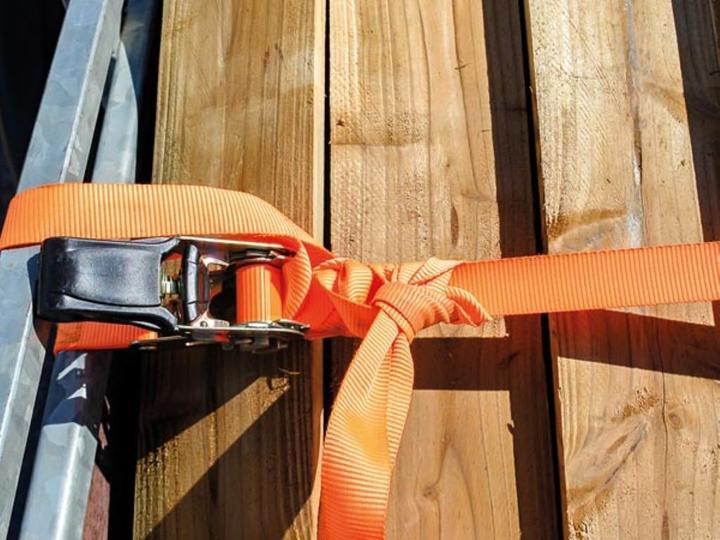 Actual product image Perel RATCHET TIE-DOWN 500 kg - 25 mm x 5 m - 2 pcs