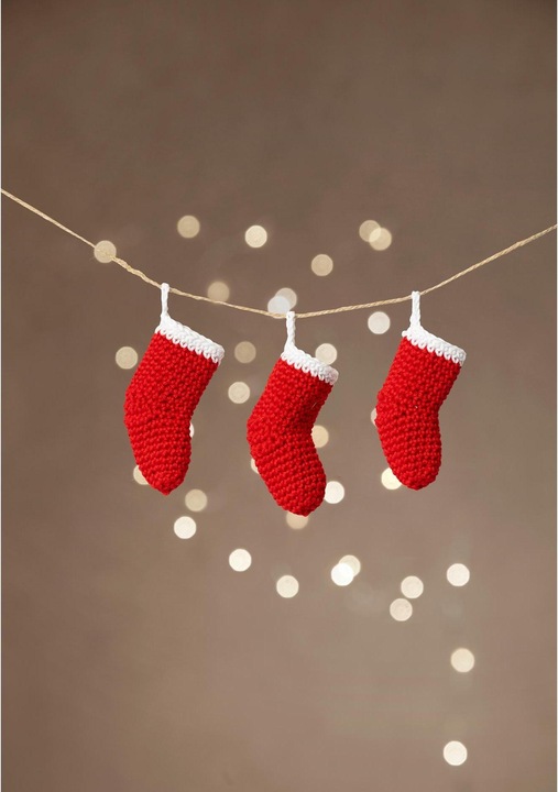 Actual product image Creativ Company Crochet Stockings Craft Kit