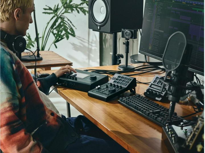 Actual product image Yamaha Audio Interface URX44 (USB)