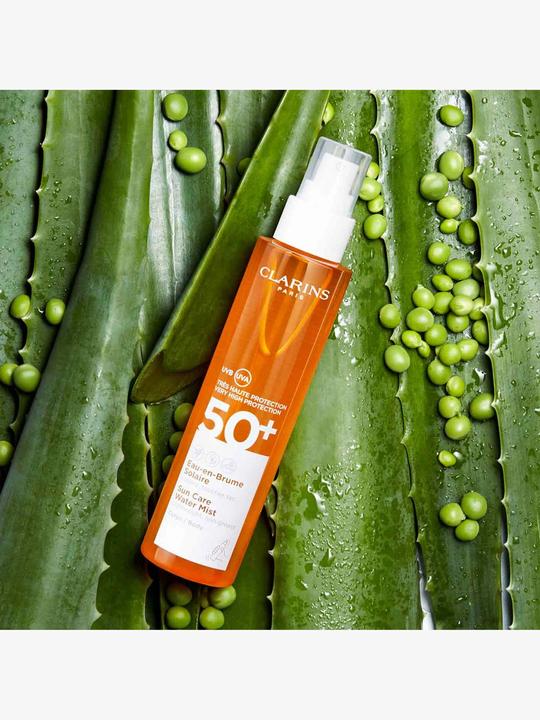 Image du produit Clarins Brumisateur d'eau Sun Care (Spray solaire, SPF 50, 150 ml)