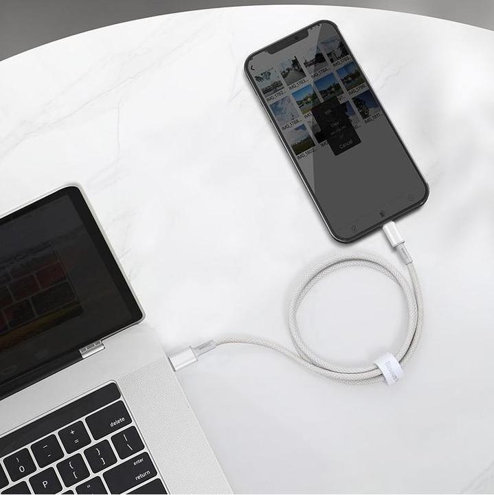 Actual product image Baseus USB C – Lightning (2 m, USB 2.0)