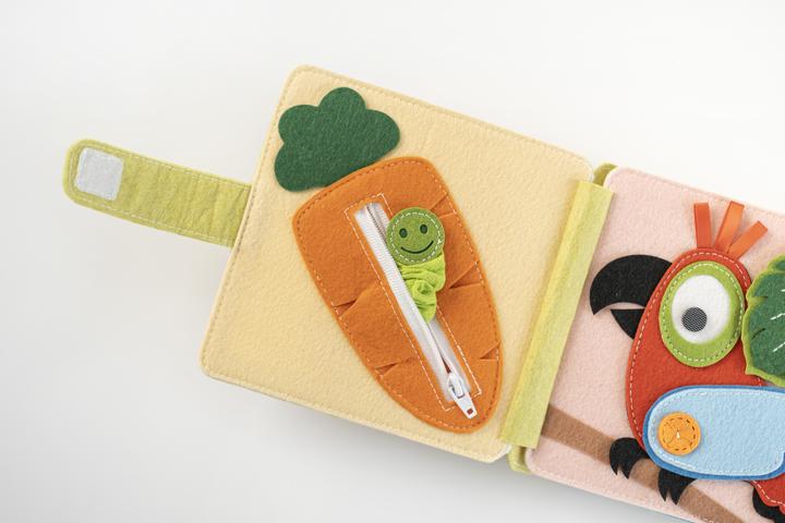 Immagine prodotto Birnelino Mini libro di feltro - L'orso e il pallone ad aria calda