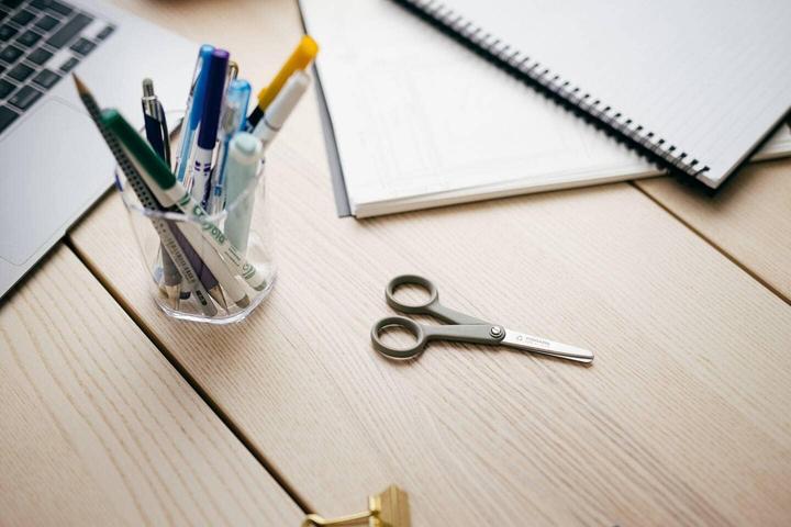 Produktbild Fiskars ReNew Hobbyschere Länge: 13 cm Recycelter Edelstahl/Kunststoff (13 cm)