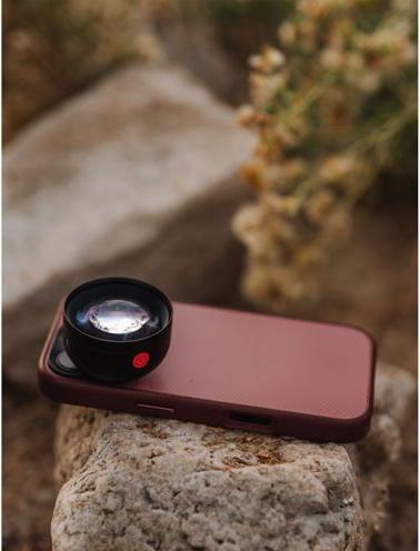 Actual product image Moment Macro 75mm Mobile Lens II T-Series