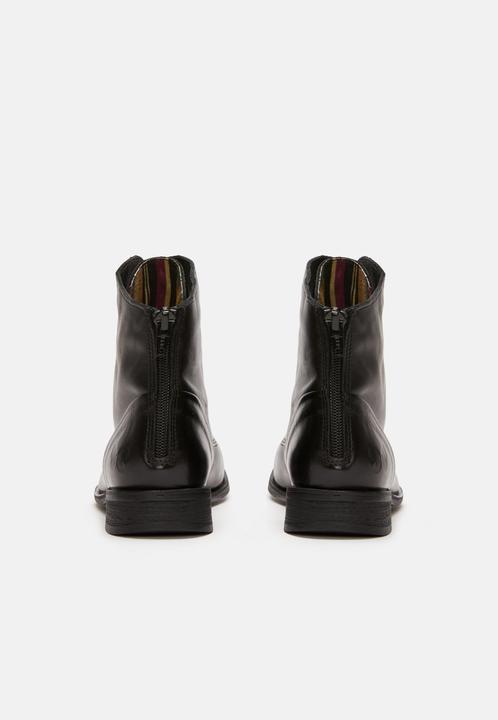 Image du produit Felmini BEJA 1072, l'intemporelle bottine à lacets de, est en cuir lisse avec une finition vintage. (38)