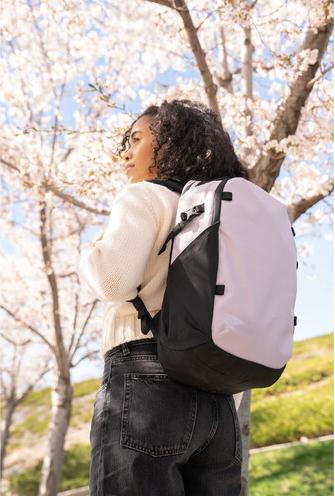 Actual product image Wandrd NIMBUS 18 Uyuni Purple (Photo backpack, 18 l)