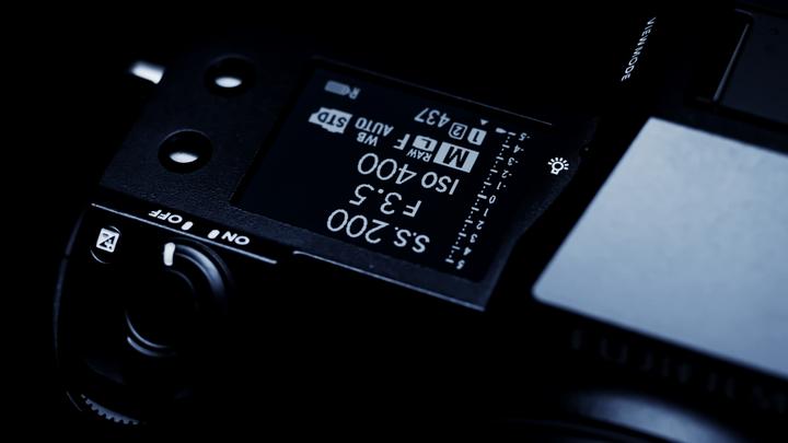Image du produit Fujifilm GFX 100S – ohne BC-W235 Ladegerät (102 Mpx, Format moyen)