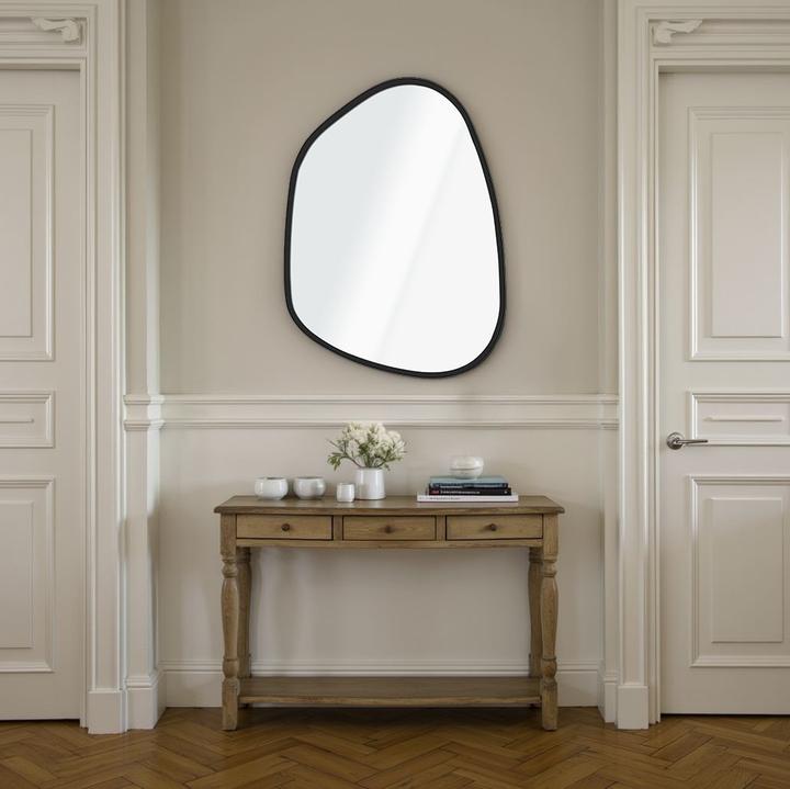 Actual product image Hanah Home Asymmetric Design Decorative Mirror
