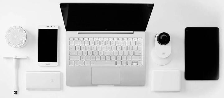 Produktbild Xiaomi Mi Air (13.30", Intel Core i5-8250U, 8 GB, 256 GB, US)