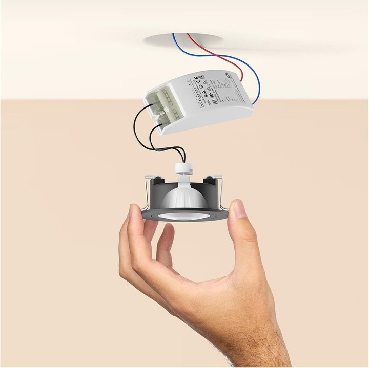 Actual product image Philips Hue White Ambiance (GU5.3, 5.10 W, 400 lm, 2 x, G)