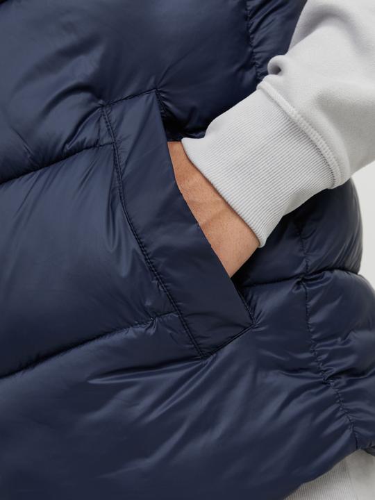 Actual product image Jack & Jones Recycled Polyester Vest (M)