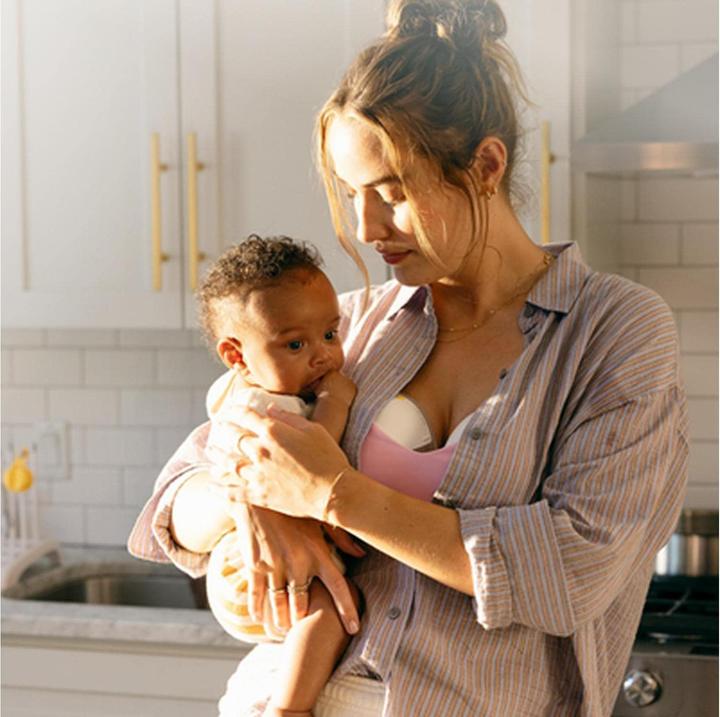 Produktbild Medela Motion InBra Einzelmilchpumpe