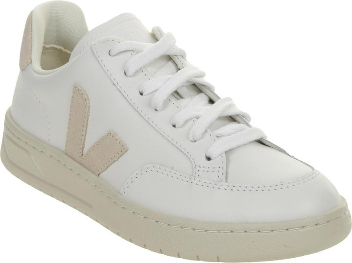 Actual product image Veja V-12 (38)