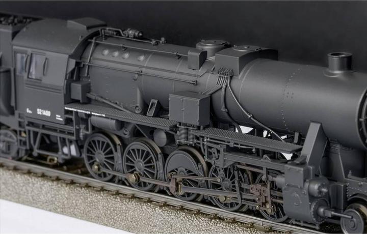 Actual product image Märklin 39532 H0 Freight train steam locomotive BR 52 of the DR (Track H0)