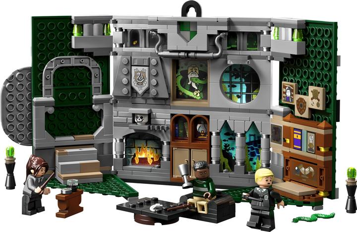 Image du produit LEGO Bannière de la maison Serpentard (76410, LEGO Harry Potter)