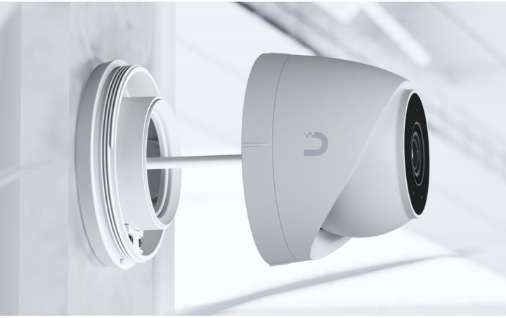 Actual product image Ubiquiti G5 Turret Ultra (2688 x 1512 Pixels)