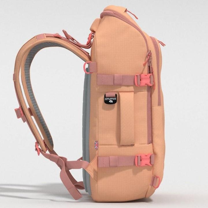 Actual product image Cabin zero Adventure Cabin Bag ADV Pro 32L Rucksack 46 cm Laptopfach (26 l)