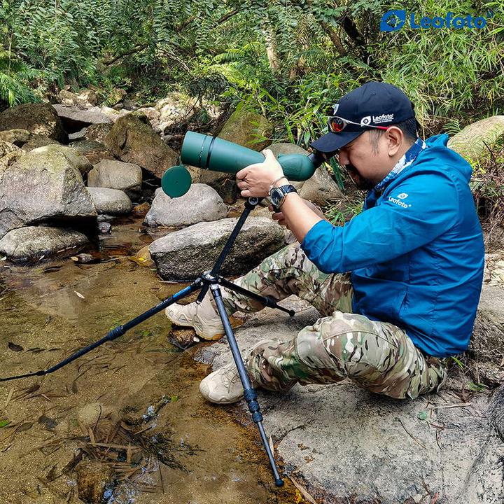 Image du produit Leofoto LO-223CS+SW-02 CNC tripod, Hard anodize (Carbone, Métal)