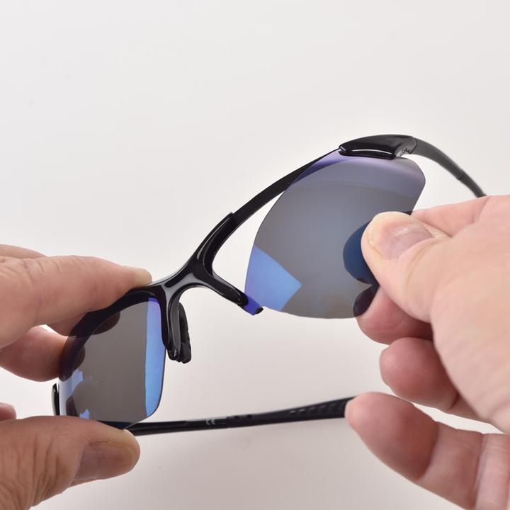Actual product image Welltravel Eyewear set with interchangeable polarised lenses