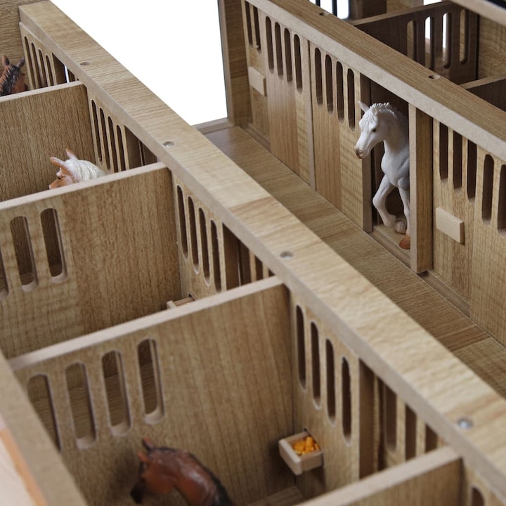 Actual product image Sombo Horse stable wood with 9 horse stables 1:32