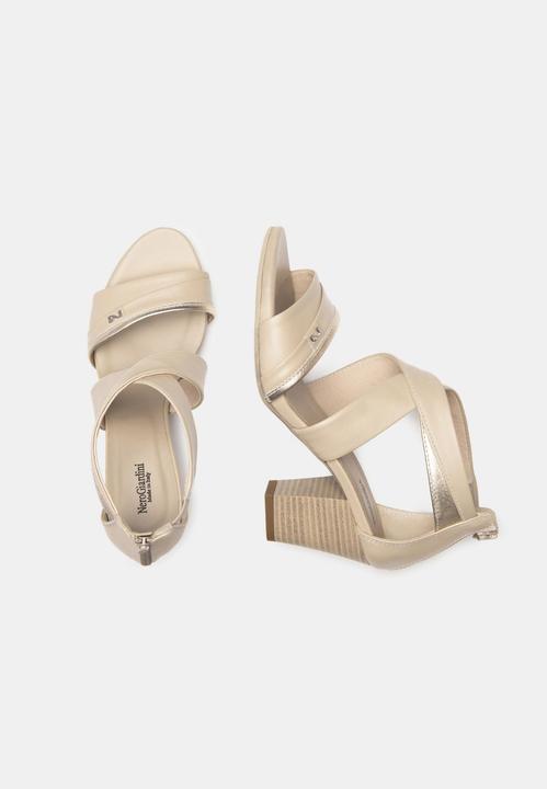Actual product image Nero Giardini Sandalen (38)