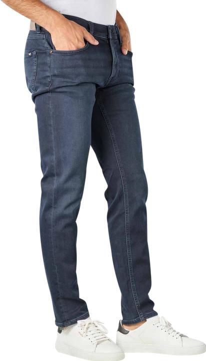 Actual product image Mustang Oregon Tapered Jeans Blue Black (W40/L30)
