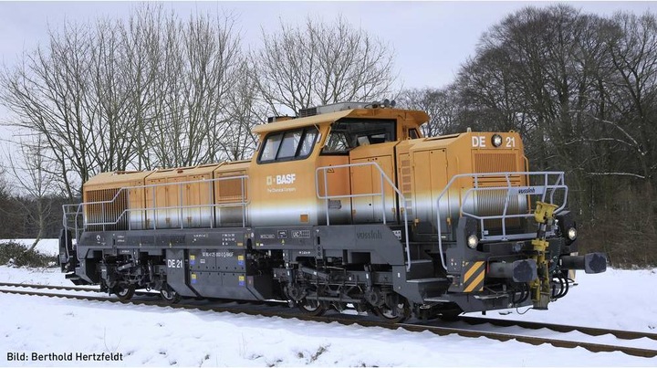 Hobbytrain H32104 N Diesel locomotive Vossloh DE18 of BASF (Track N)