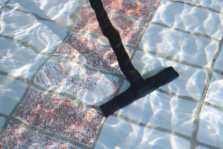 Actual product image Oase Pond sludge vacuum cleaner 27 l Pondov