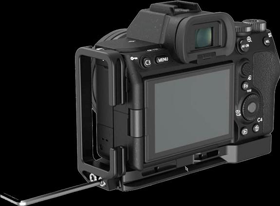 Produktbild SmallRig L-Bracket for Sony Alpha 7R V / Alpha 7 IV / Alpha 7S III / Alpha 1 / Alpha 7R IV / Alpha 9 (Cage)
